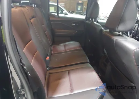 2017 Honda Ridgeline Black Edition из США, поврежденный, VIN 5FPYK3F81HB003845